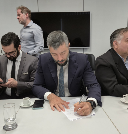 Entidades assinam com MGI termo sobre reajuste de benefícios